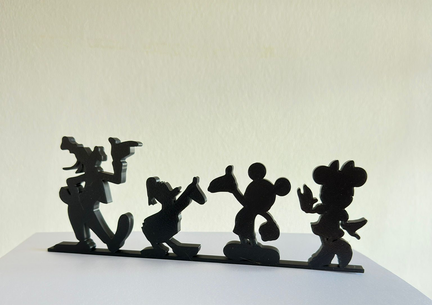 🎨✨ Placa Decorativa Sombras Disney ✨🎨