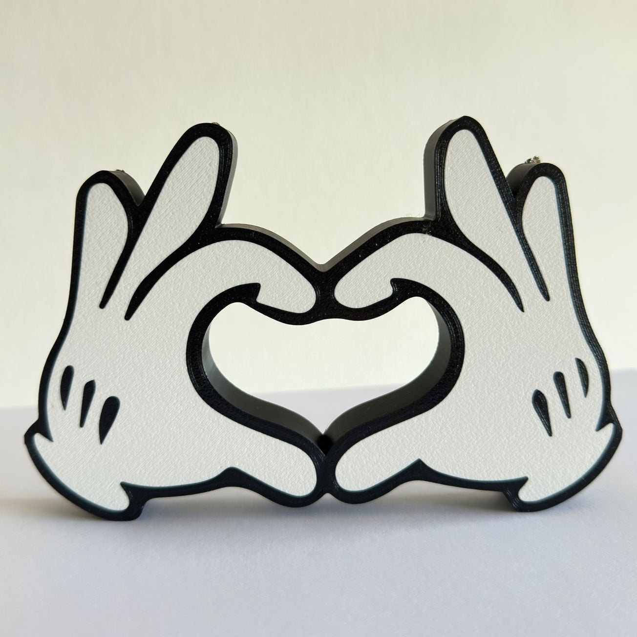 Mickey - Mãos com Coração - 3D (2 Cores)